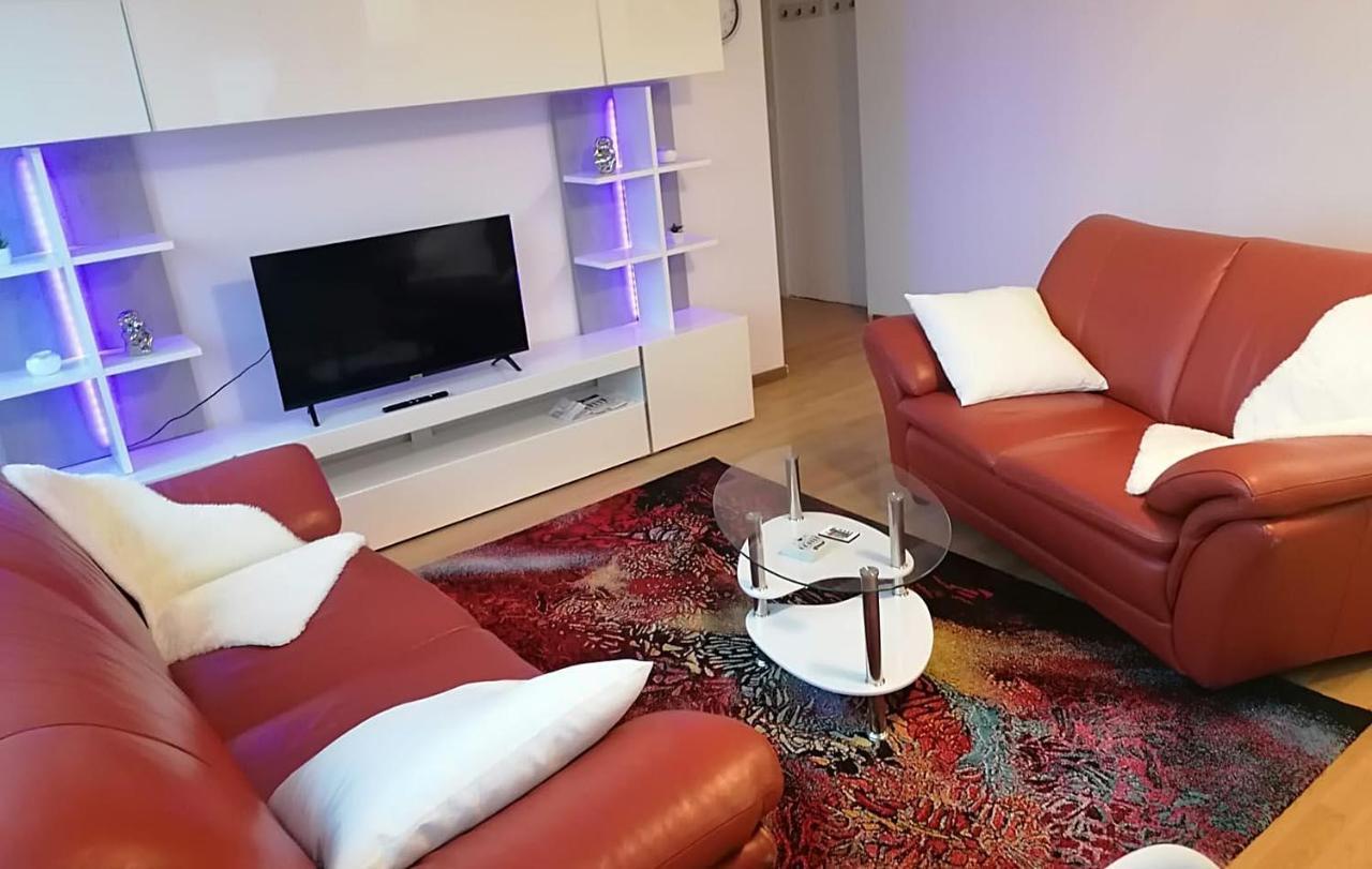 Gemuetliche Apartments In Niederdorfelden Luaran gambar