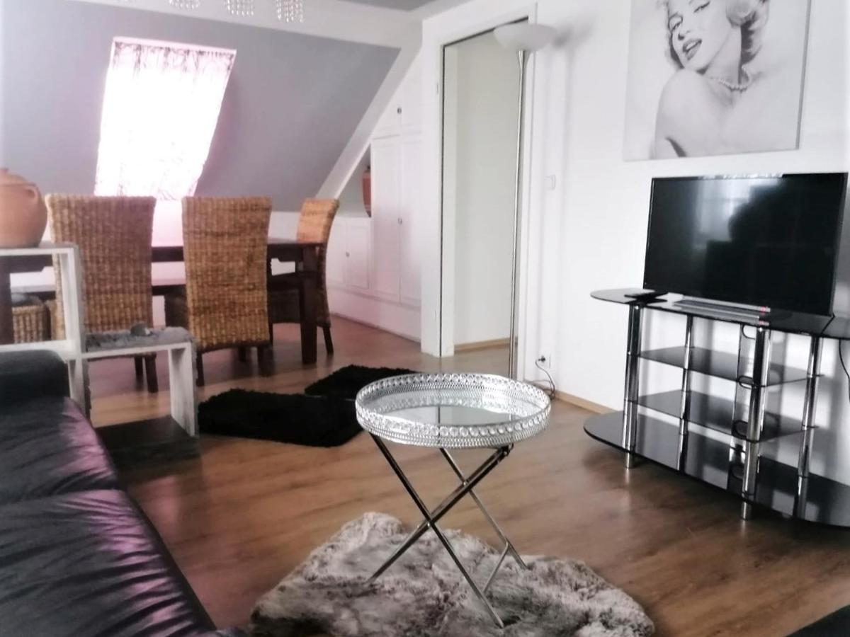 Gemuetliche Apartments In Niederdorfelden Luaran gambar