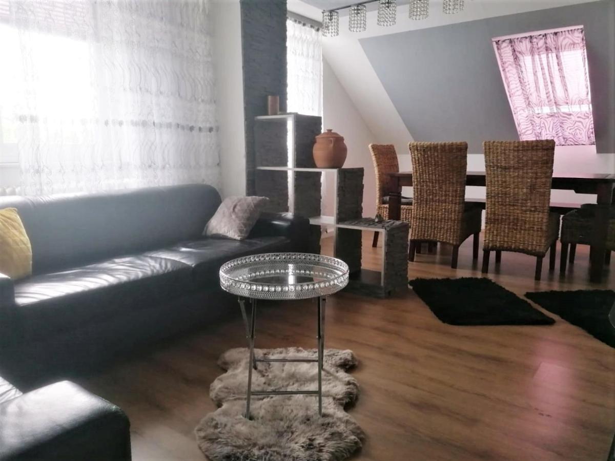 Gemuetliche Apartments In Niederdorfelden Luaran gambar